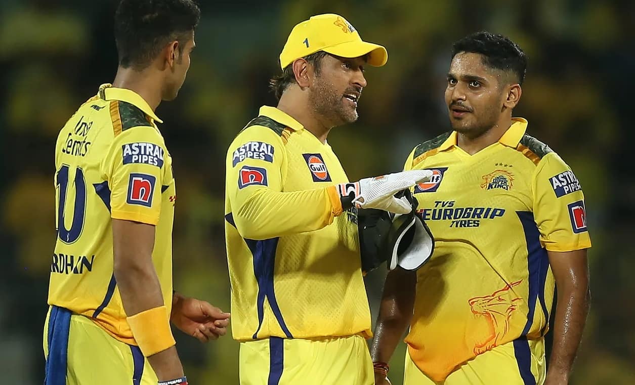 Former Chennai Super Kings Legends Urge Youngsters to Learn From MS Dhoni